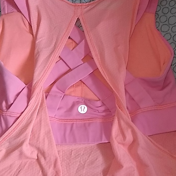 Lululemon - Picture 2 of 5